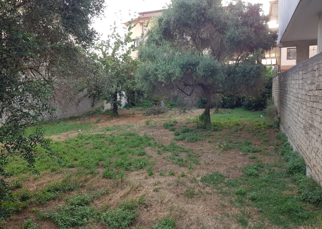 Terreni in vendita  500 m², Casoria, località Zona Sannitica